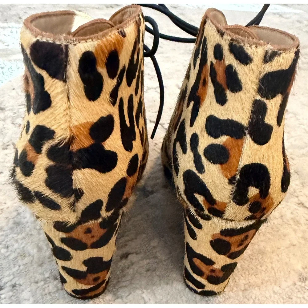 Kate Spade Leopard Print Calf Hair Lace Up Ankle Booties Block Heel 6M Brazil